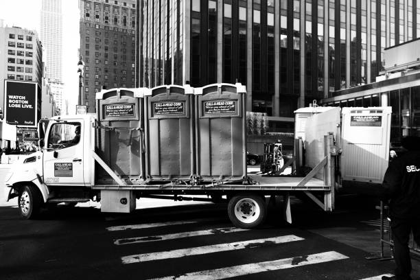 Best Portable restroom trailer rental  in Owosso, MI